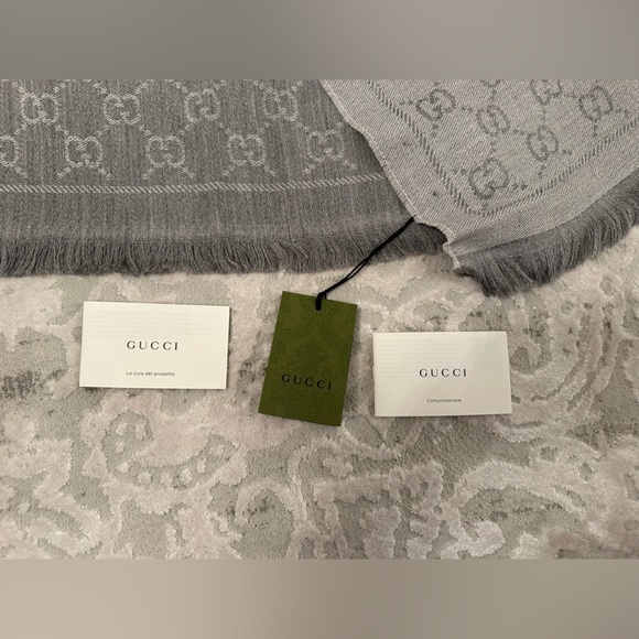 GUCCI: GG JACQUARD KNITTED SCARF - Picture 6 of 10